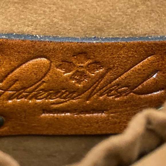 Patricia Nash . - Picture 6 of 8